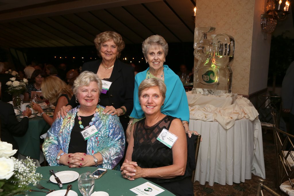 LBHS(258) Table 3 Sitting - Gayle Freiday-Crockett, Susan Rothrock-Costello, Standing - Mrs Christopher (Teacher), Mrs. Chamy-Snediker
